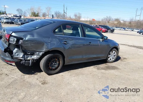 2017 Volkswagen Jetta 1.4T S z USA, uszkodzony, nr VIN 3VW2B7AJ9HM248403